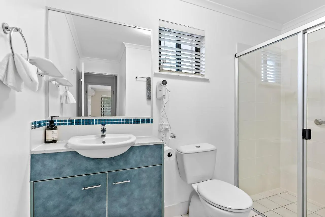 North Facing, 2 Bedroom Townhouse In Tropical Resort Noosaville